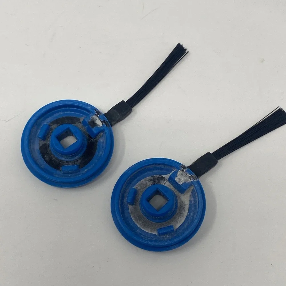 Genuine Shark Robotic Vacuum Cleaner AV752R01US Right & Left Side Brushes Parts!